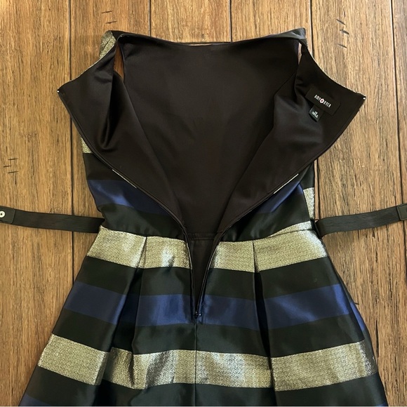 Amy Byer Girls 14 Formal Dress Shimmery Gold Blue Black Wedding Holiday Event - Picture 8 of 12